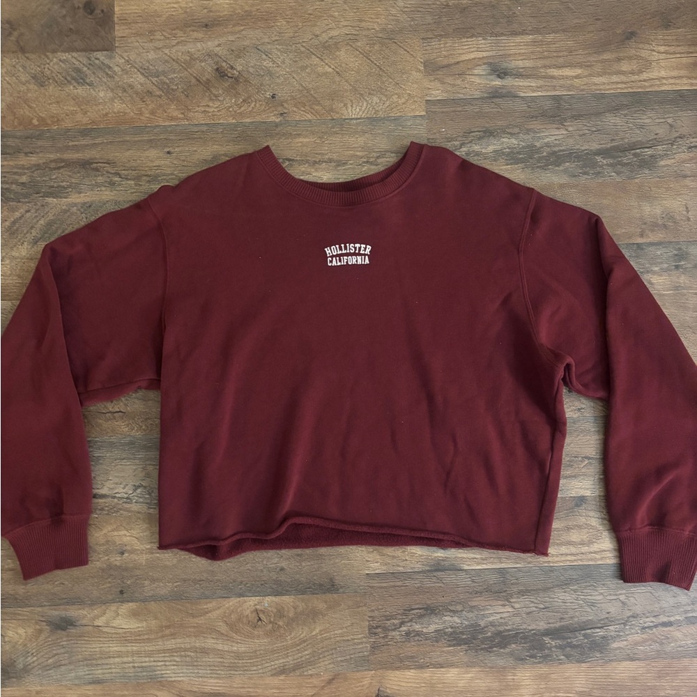 Hollister Cropped Burgundy Crewneck